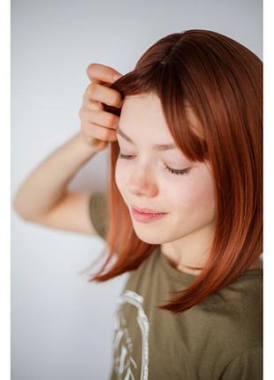 Ровный рыжий парик каре с темными корнями средняя длина