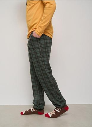 Піжама чоловічі штани в карту та жовта кофта 148603 фото