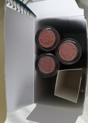 Помада revolution pro 6