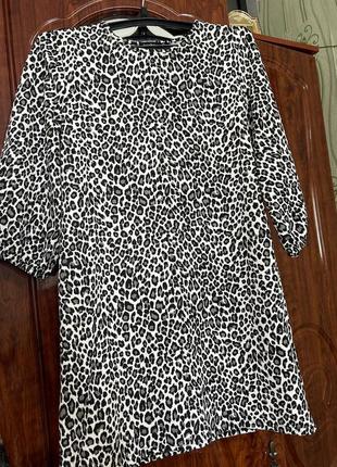 Платье леопардовый принт в размере m2 фото