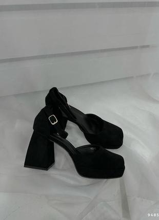 Женские стильные туфли на каблуке9 фото