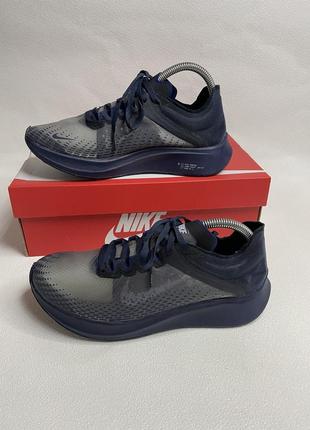 Кроссовки спортивные фирменные nike zoom fly