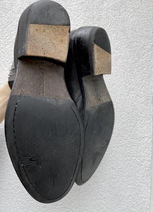 Шкіряні чорні черевики челсі hugo boss7 фото