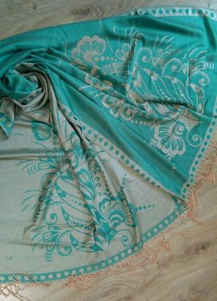 Красивый двусторонний шарф палантин весна, демисезон, бежевый бирюзовый2 фото