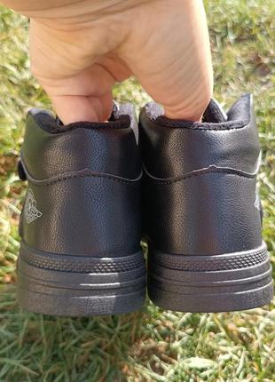 Деми кроссовки хайтопы мальчик на липучке на флисе ботинки черные 32,34,35,36р4 фото