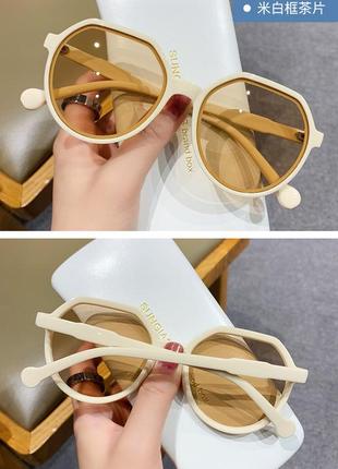 Солнцезащитные очки женские мужские модные винтажные молочно белые коричневые подарок2 фото