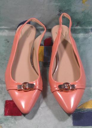Рожеві мюлі балетки сандалі туфлі капці босоніжки тапочки шльопанці розмір 6 39 40 підбор 3 см