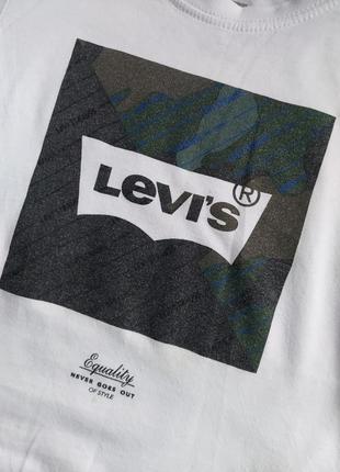 Детская футболка levi's (4-5 лет)3 фото