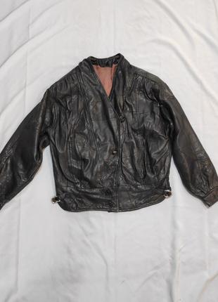 Стильная винтажная оверсайз куртка бомбер из натуральной кожи1 фото