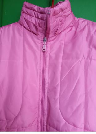 Распродажа теплое женское (девоче) пальто на синтепоне
небольшой размер,пальто теплое, на плотном синтепоне, цвет розовый.2 фото