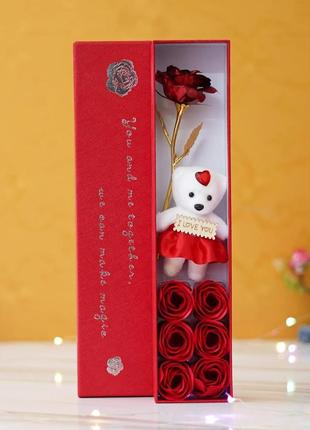 Подарочная коробка с розами из мыла и мишкой цветочный подарок на день влюбленных, подарок для девушки5 фото