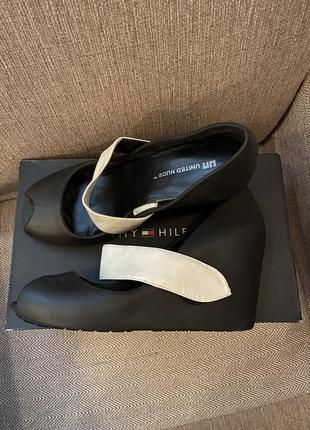 Стильні туфлі, крокси, united nude3 фото