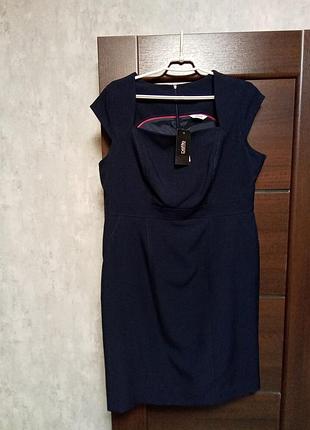 Брендовое новое красивое платье на подкладке р.16-18.