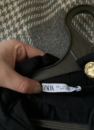 Платье zara обтягивает2 фото