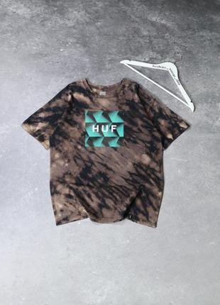 Ексклюзивна скейтерська футболка huf tie dye з великим лого. vintage y2k custom handmade stussy dickies polar dime skate big logo тай дай вінтаж