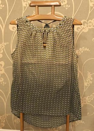 Дуже красива та стильна брендова блузка 20.