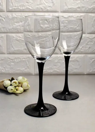 Набор бокалов для вина на черной ножке luminarc dominо1 фото
