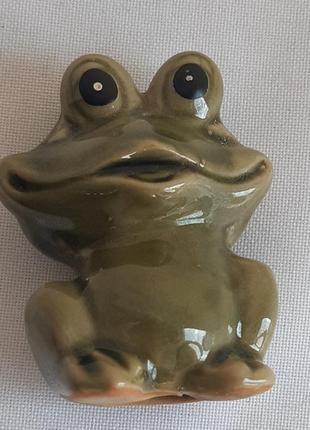 Статуетка кераміка жаба