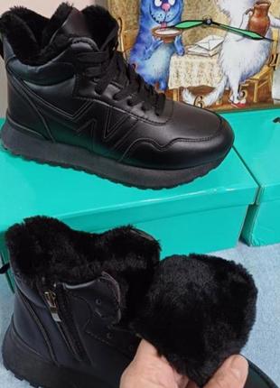 Хайтопи чорні жіночі кросівки зимові1 фото