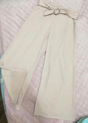 Кюлоти на дівчинку 12-13 років