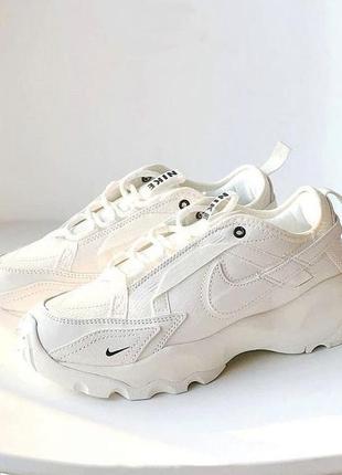 Кроссовки nike tc 7900 white