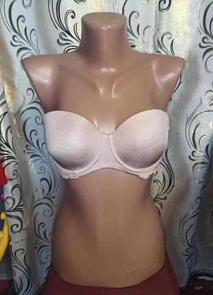 Гладенький бюстгальтер без бретелей 32c 70c hunkemoller