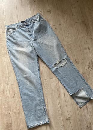 Красивые джинсы светлые с разрезами 16 ххл