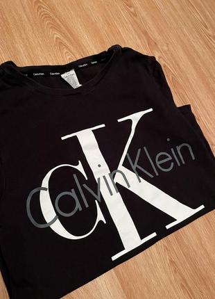 Футболка calvin klein