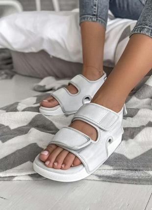 Шикарные сандали adidas sandals white сандалі босоніжки босоножки