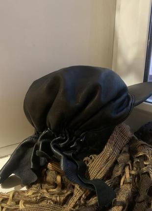 Кепка из натуральной кожи, женская, утепленная, черная, с регулировкой