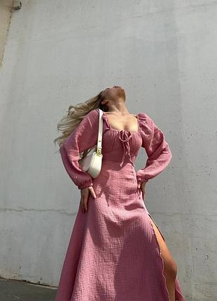 Трендова жіночна сукня міді з зав'язками та розрізом на стегні