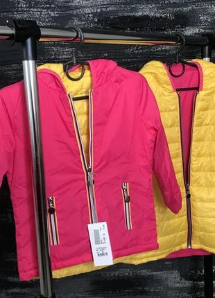 Двухсторонняя демисезонная куртка для девочки3 фото