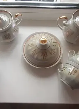 Новій набір чайної посуди.3 фото