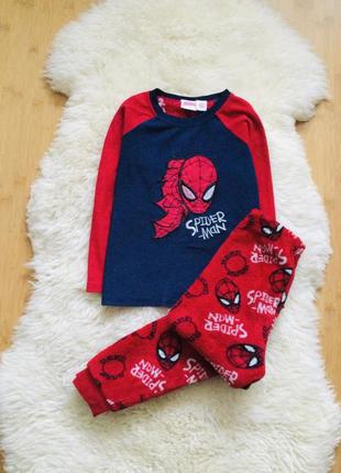 4-5 лет, 110 рост primark флисовая пижама с человеком- пауком. spideman. теплая, мягкая, штаники