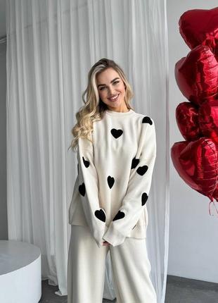 Теплый трикотажный костюм