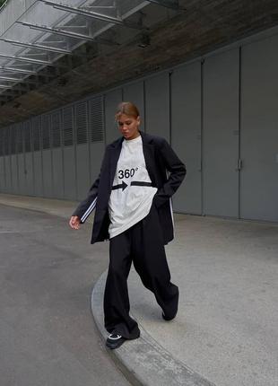 Оверсайз футболка в стилі balenciaga
