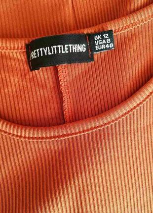 Шикарная блузка модного британского бренда prettylittlething, бур-вония.4 фото