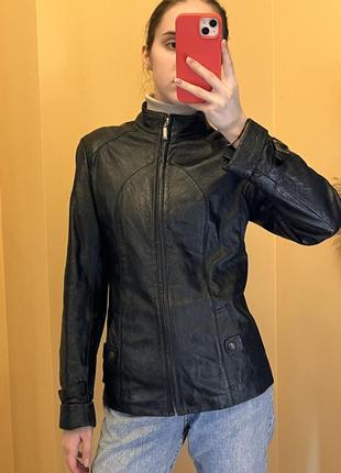 Вінтажна чорна шкіряна куртка2 фото