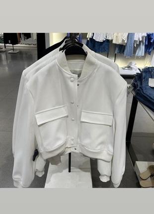 Бомбер куртка zara в наявності