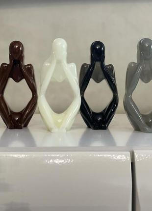 Статуетка «думи»