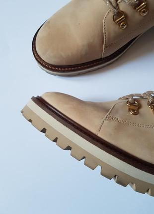 Стильные женские ботинки на шнуровке &amp; other stories оригинал, бежевые кожаные ботинки демисезон3 фото