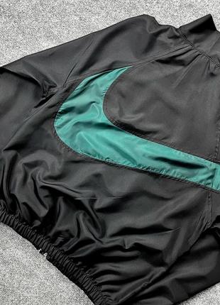 Вітровка nike чорна3 фото