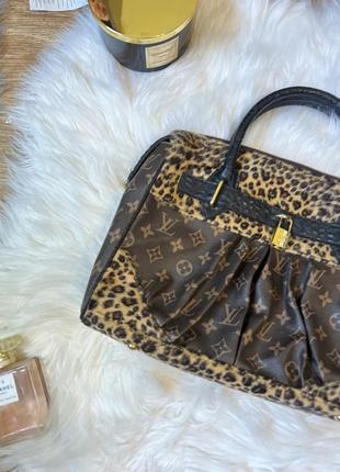 Сумка lv з принтом леопардовим louis vuitton leo3 фото