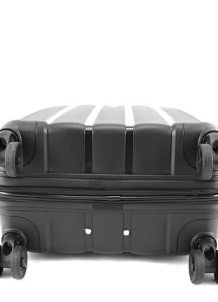 Качественный чемодан из полипропилена торговой марки "conwood"3 фото