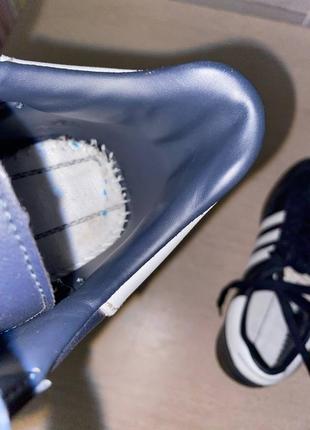 Кроссовки adidas