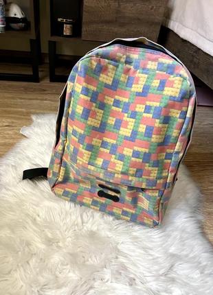 Стильный большой яркий удобный рюкзак
