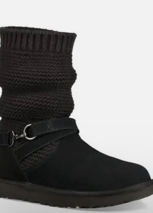 Ugg черные с ремешками .оригинал на длину стельки 26см