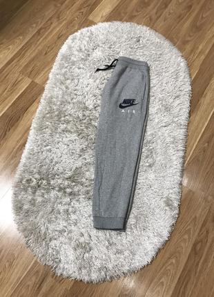 Спортивні штани nike air