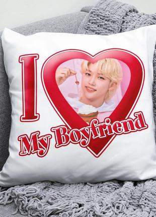 Декоративная подушка плюшева подарок с принтом kpop stray kids страй кидс феликс