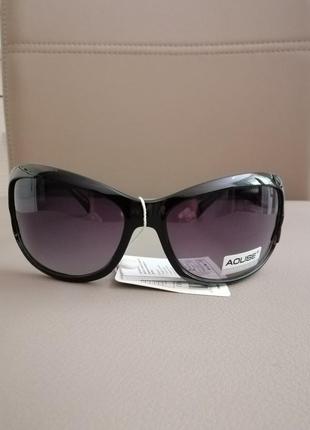 Очки солнцезащитные